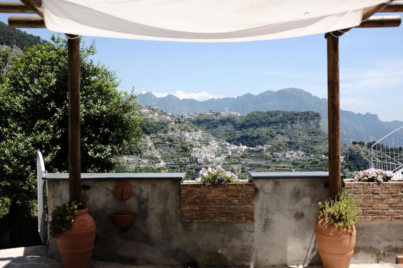 Dame Casa Vacanza Amalfi Exterior foto