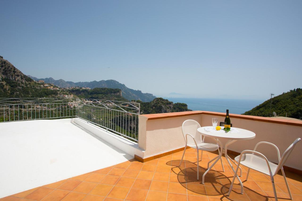 Dame Casa Vacanza Amalfi Exterior foto