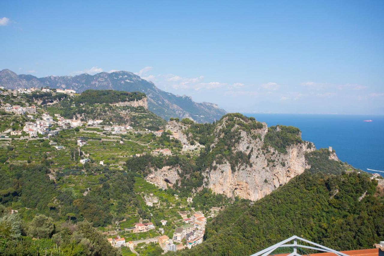 Dame Casa Vacanza Amalfi Exterior foto